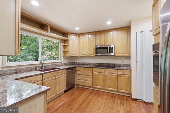 Building Photo - 10799 Adare Dr