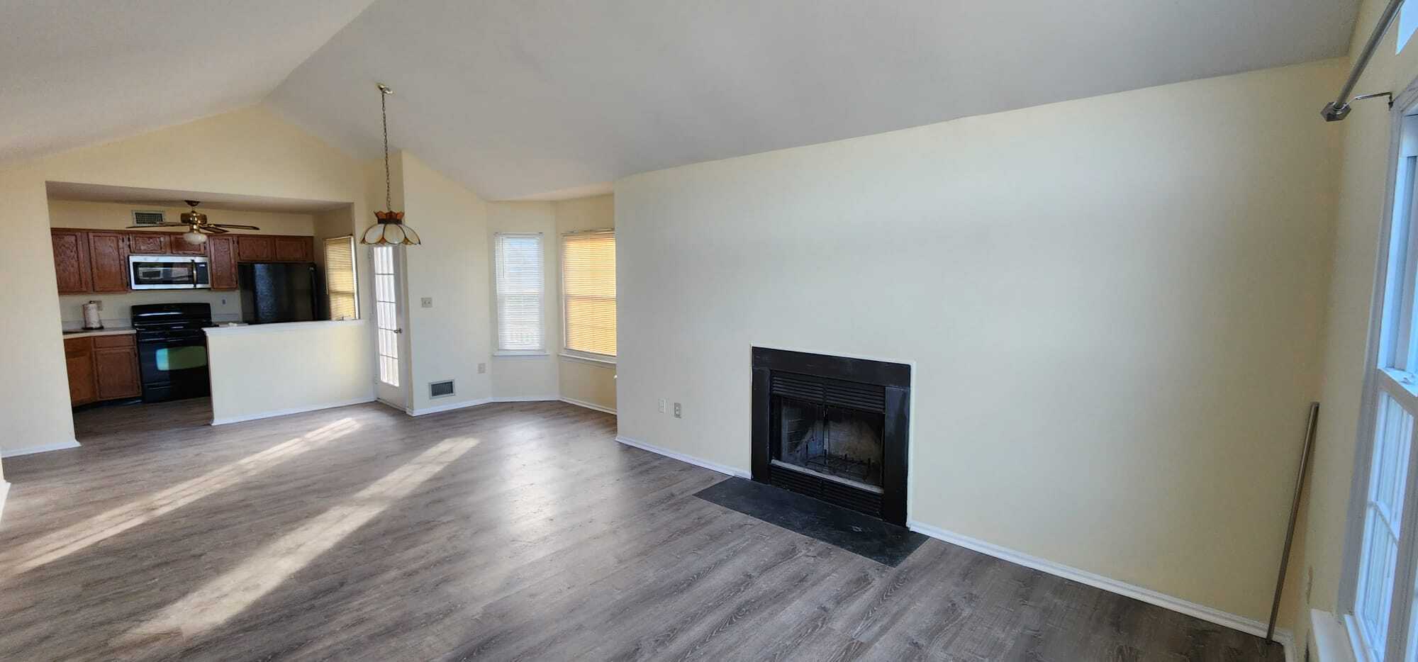 Building Photo - 1410 Pinhorn Dr