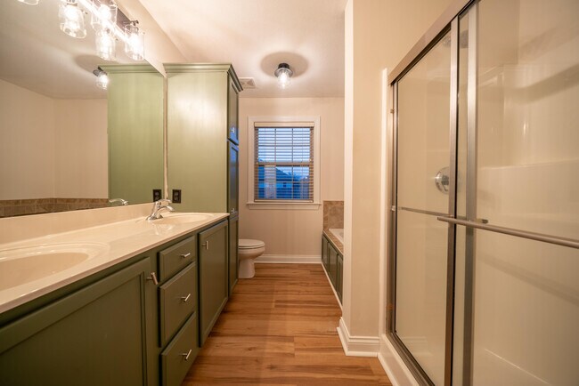 Building Photo - 3309 Crabapple Ln