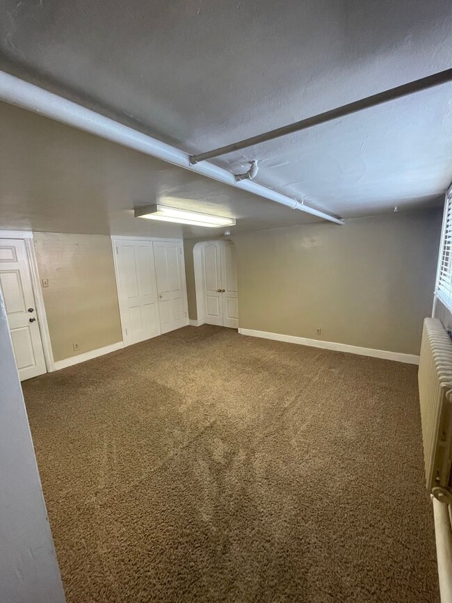 Building Photo - Provo City Center - 1 Bedroom Apartment