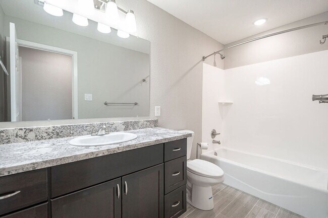 Building Photo - 4002 N 59th Dr