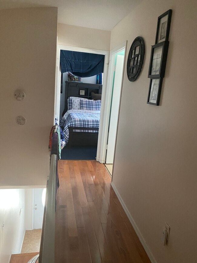 Building Photo - 89 Ada Dr