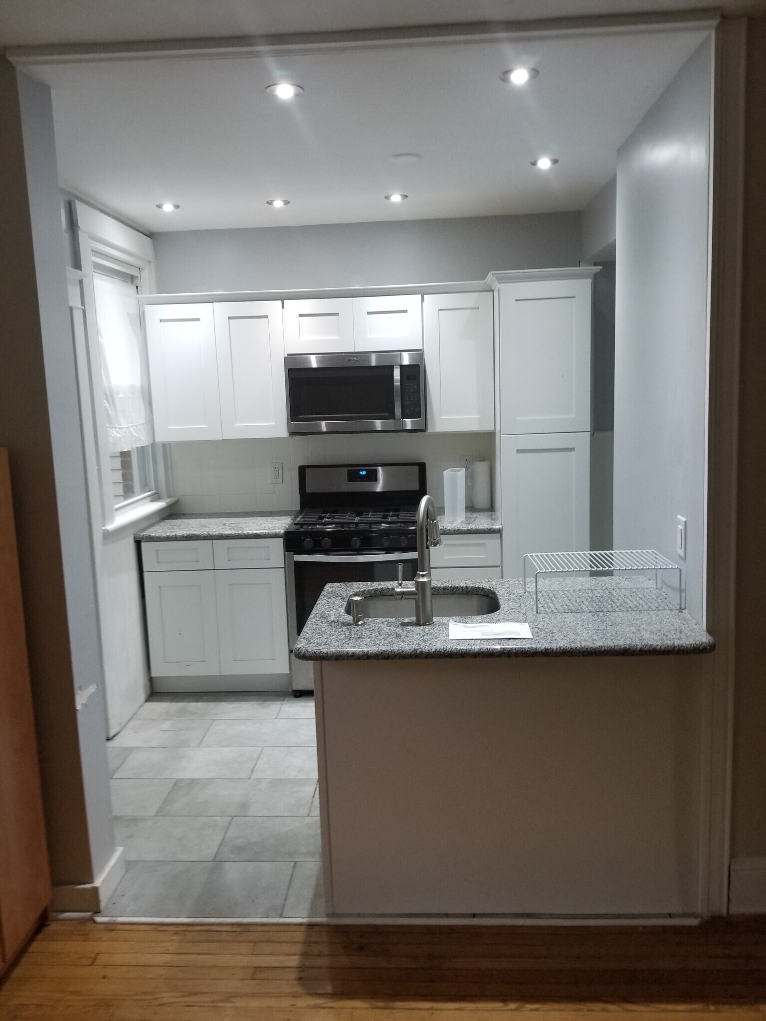 Building Photo - 31 Cherry Street