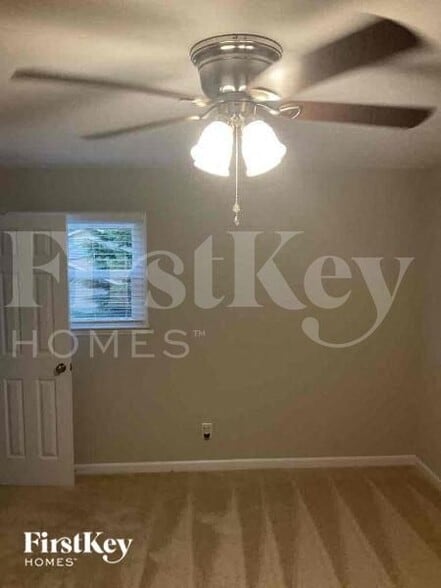 Building Photo - 184 Fremont Loop