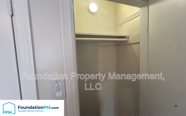 Building Photo - 2143 Vollintine Ave