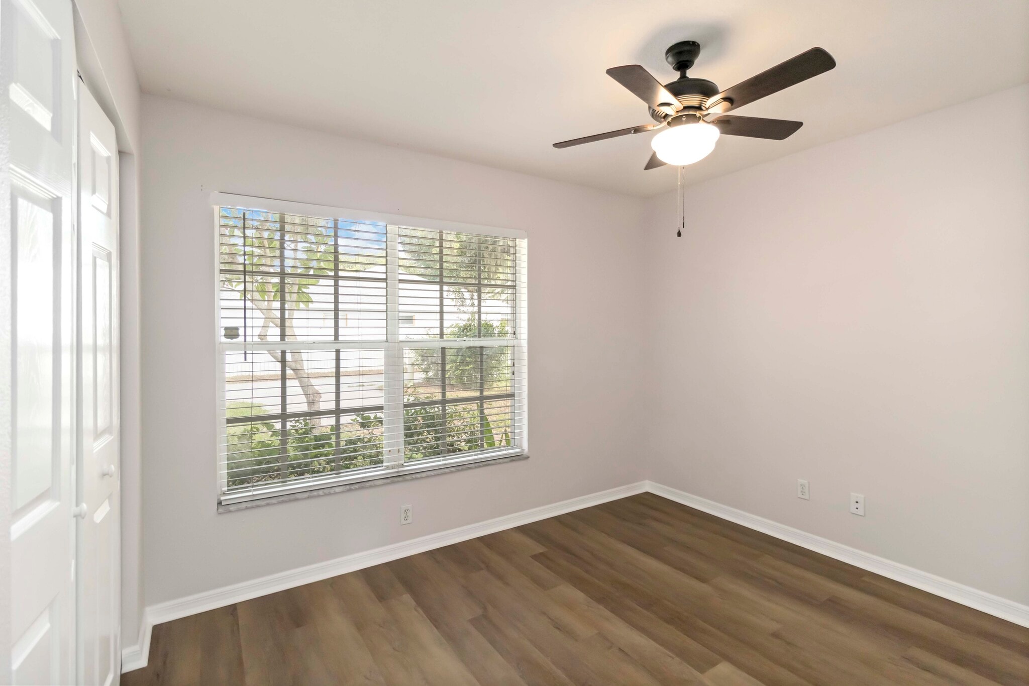 Building Photo - 1612 Summer Breeze Way