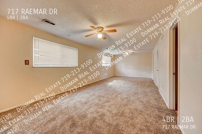 Building Photo - 717 Raemar Dr