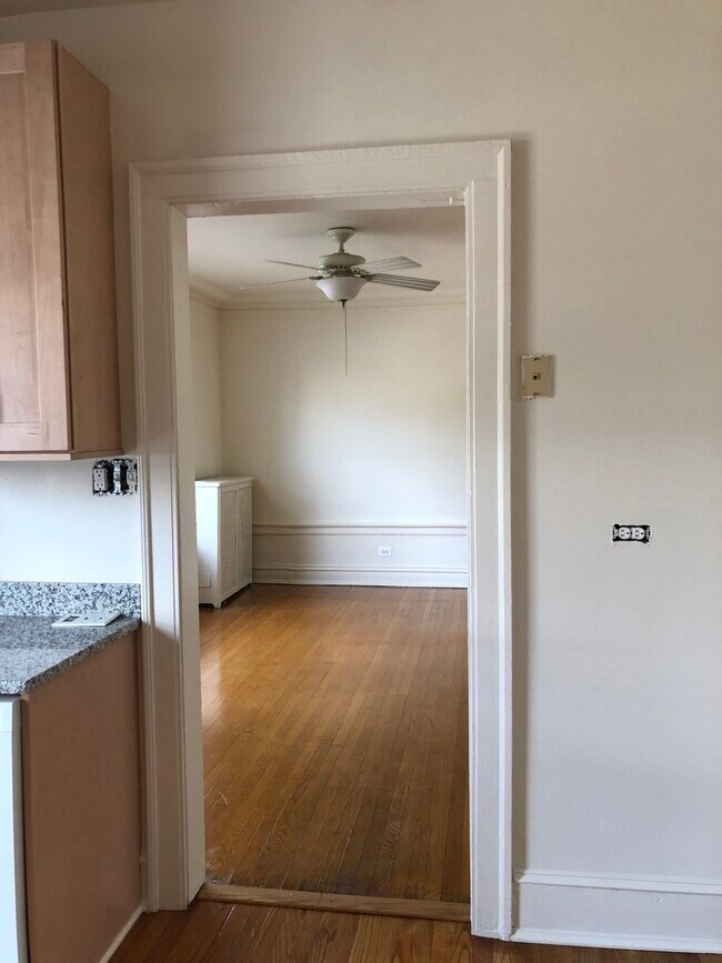 Building Photo - 1128 W Pratt Blvd