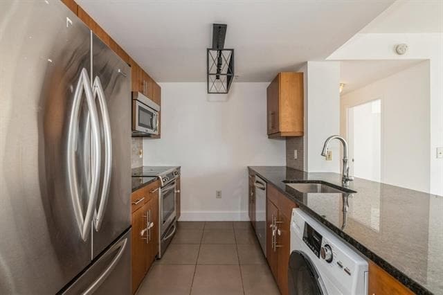 Building Photo - 88 Morgan St