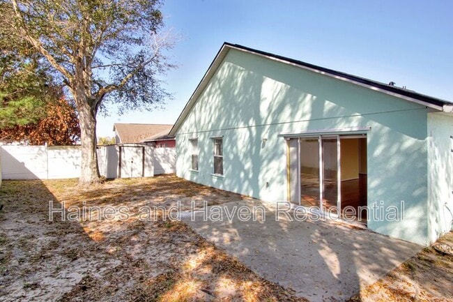 Building Photo - 990 Kenbar St