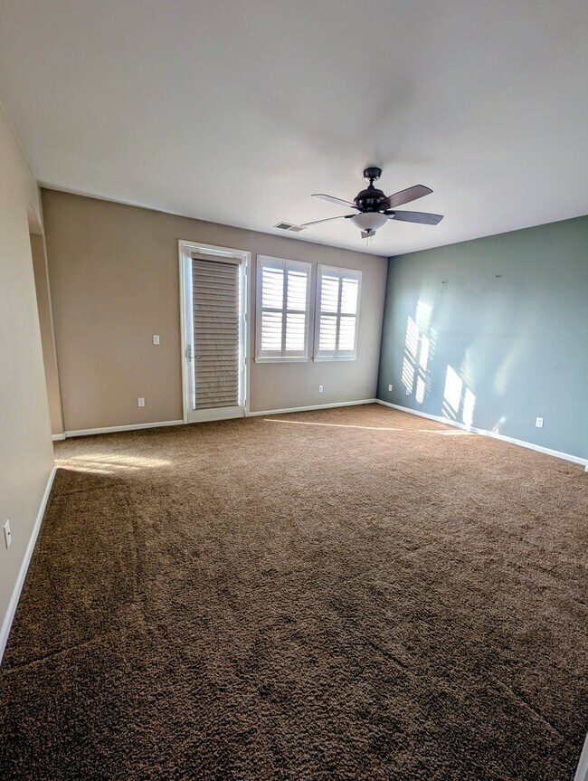 Building Photo - 430 Cicada Ct