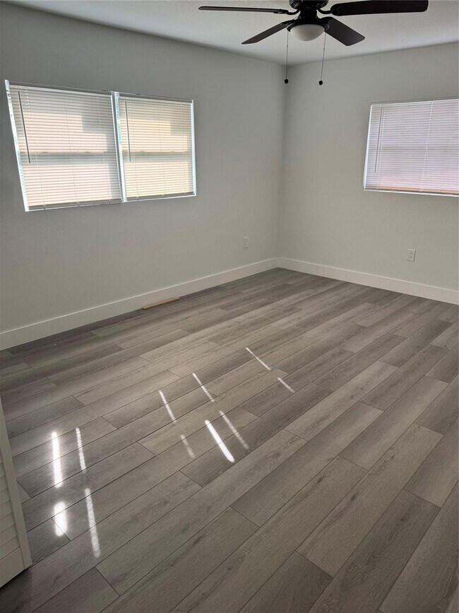 Building Photo - 4551 NW 12th St