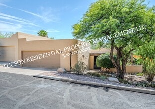 Building Photo - 5084 N Camino Del Lazo