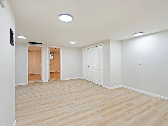 Building Photo - 38 Meadowlark Ln