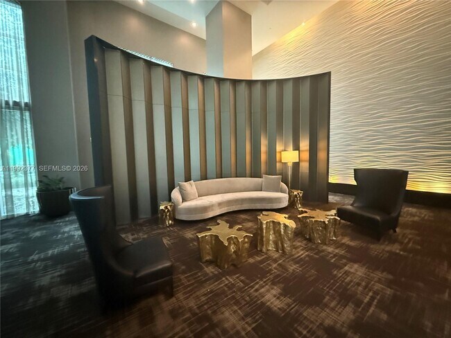 Building Photo - 951 Brickell Ave