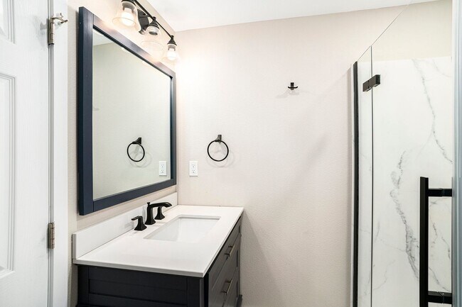 Building Photo - Great Home in West Loveland