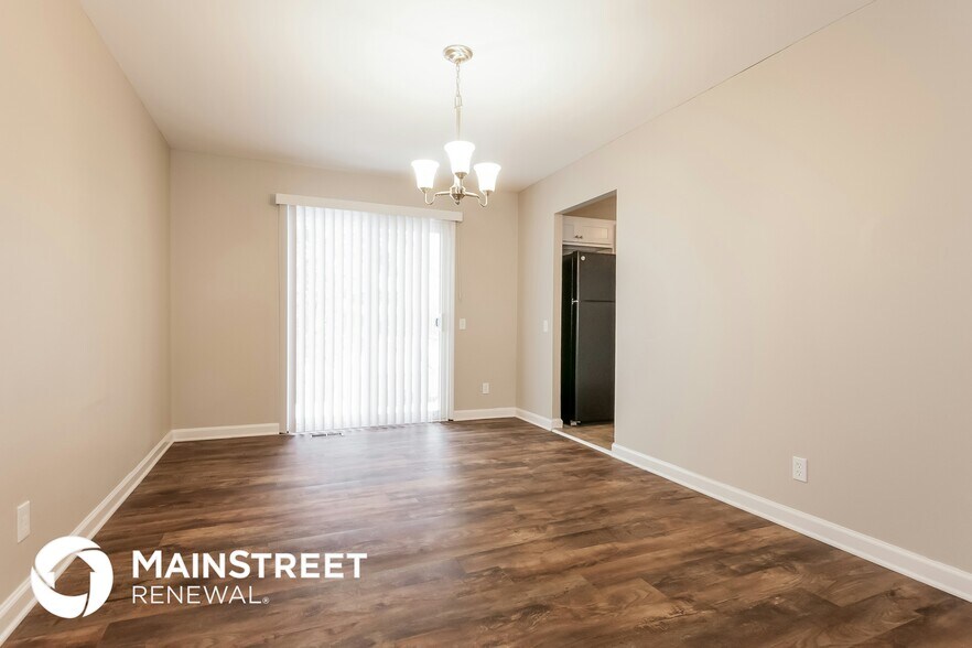 Building Photo - 5832 Sir Edward Ct