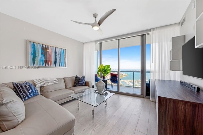 Building Photo - 888 Biscayne Blvd