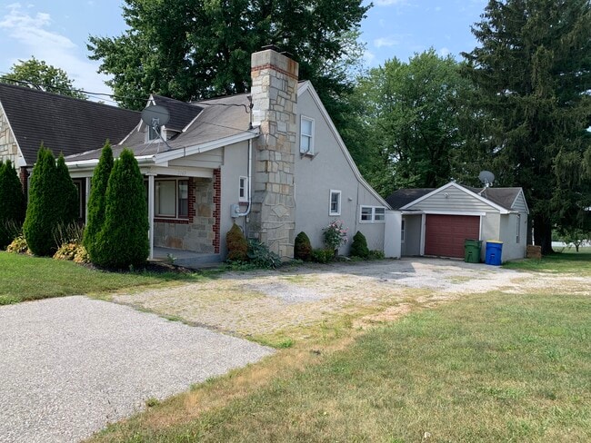 Building Photo - 2167 Baltimore Pike