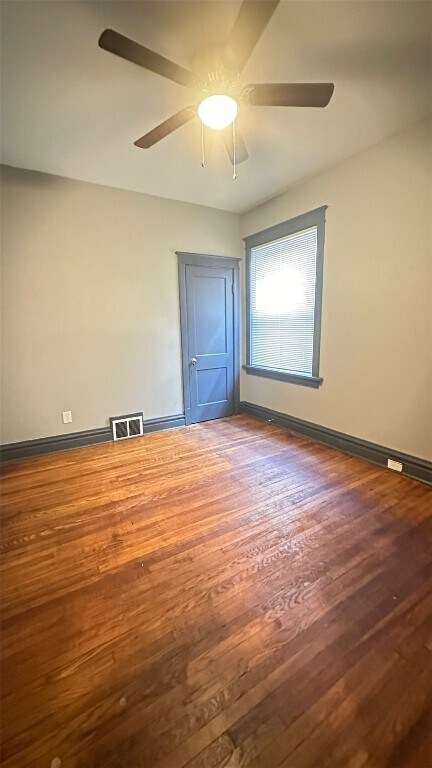 Building Photo - 4040 Shreve Ave