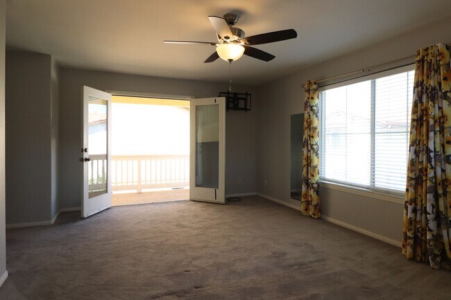 Building Photo - Four Bedroom in Arborwalk