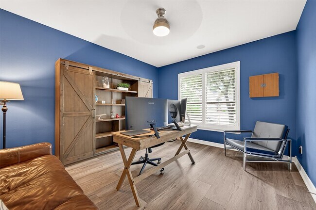 Building Photo - 3510 Artesian Springs Ln