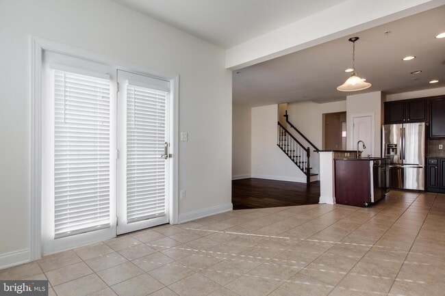 Building Photo - 7757 Crystal Brook Way