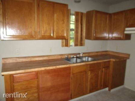 Building Photo - 3 br, 1 bath House - 637 S Miller Rd