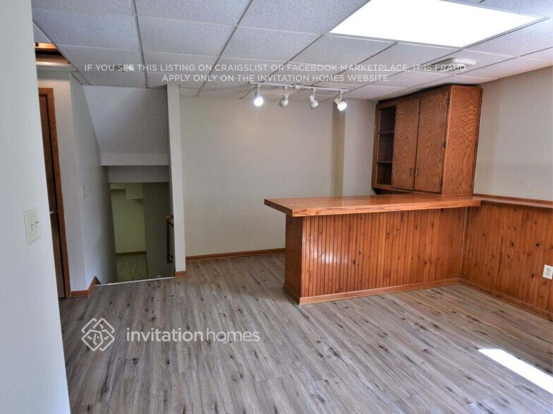 Building Photo - 9356 Vincent Ave N