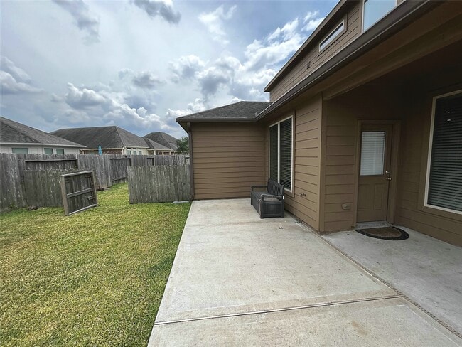 Building Photo - 307 Maverick Run Ct
