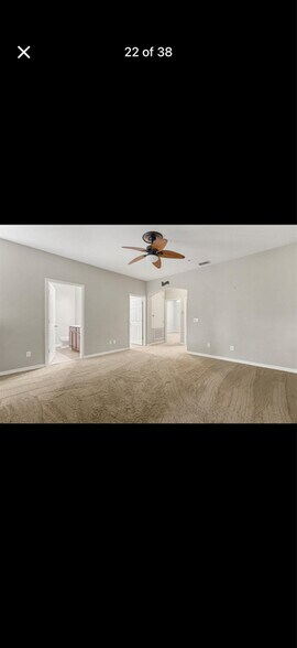 Building Photo - 14235 Desert Haven St