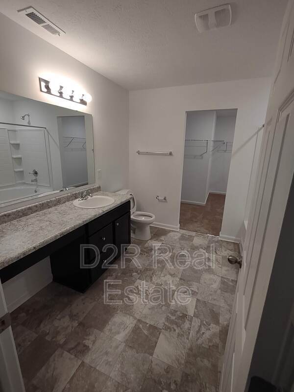 Building Photo - 1199 Saticoy Ct