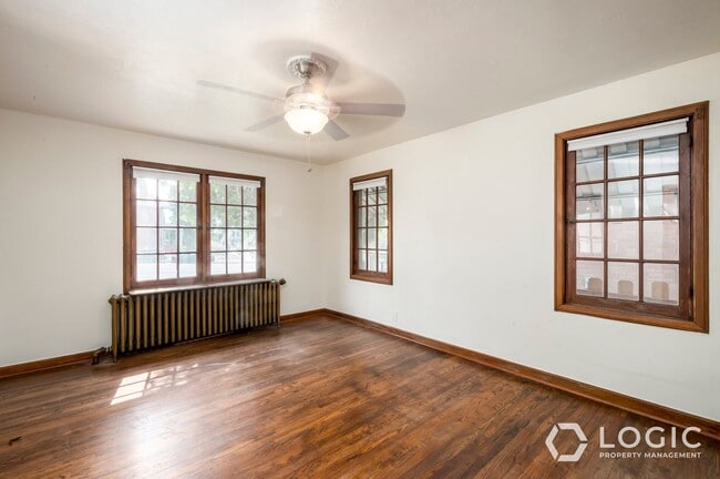 Building Photo - 1309 E 400 S