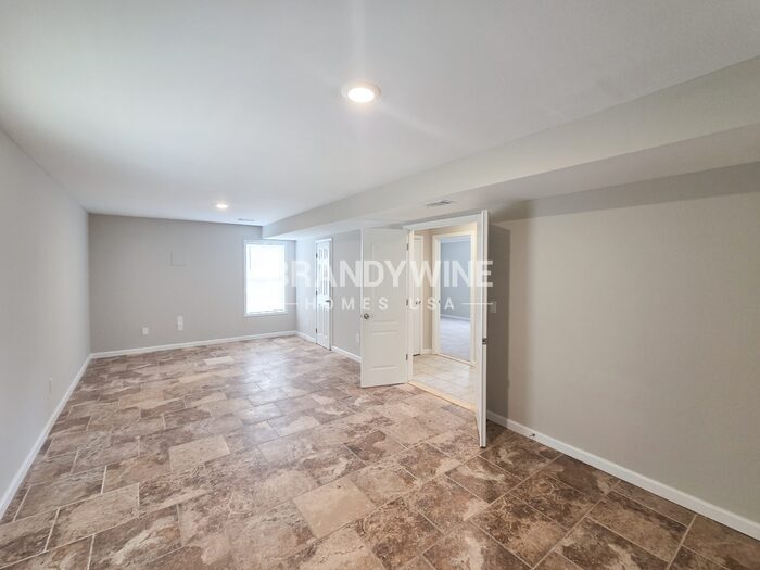 Building Photo - 10342 Commons Crossing