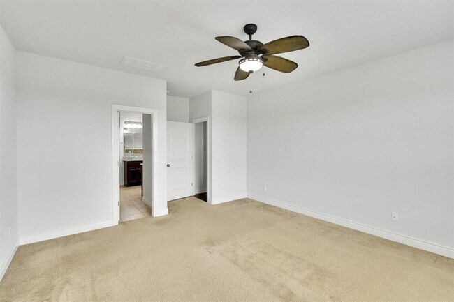 Building Photo - 6928 Donato Pl