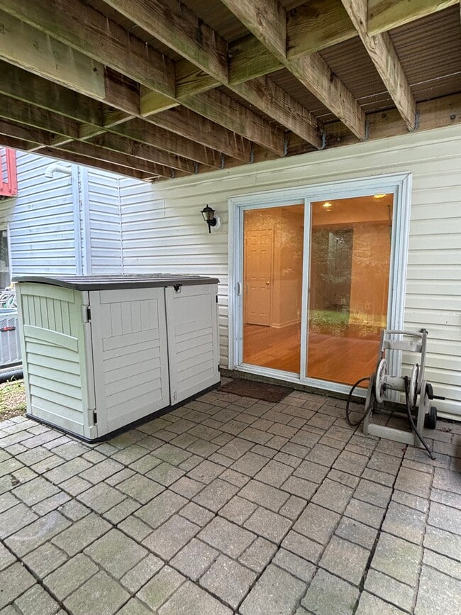 Building Photo - 526 Harbour Ct