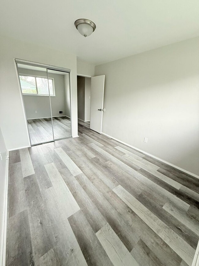 Building Photo - Newly Remodeled 3-Bed, 2-Bath Ranch Style Home