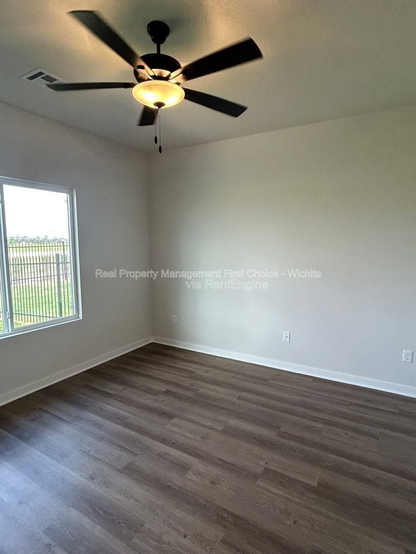 Building Photo - 157 N Gowen St