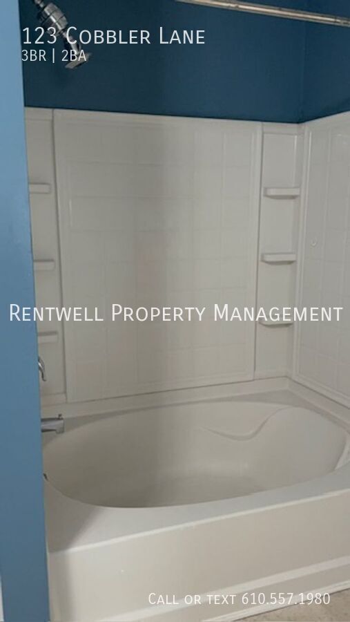 Building Photo - 123 Cobbler Ln