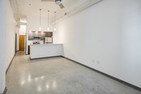 Building Photo - Downstairs One Bedroom Flat with Washer & ...