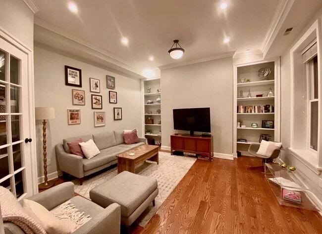 Building Photo - 213-211 11th St NE