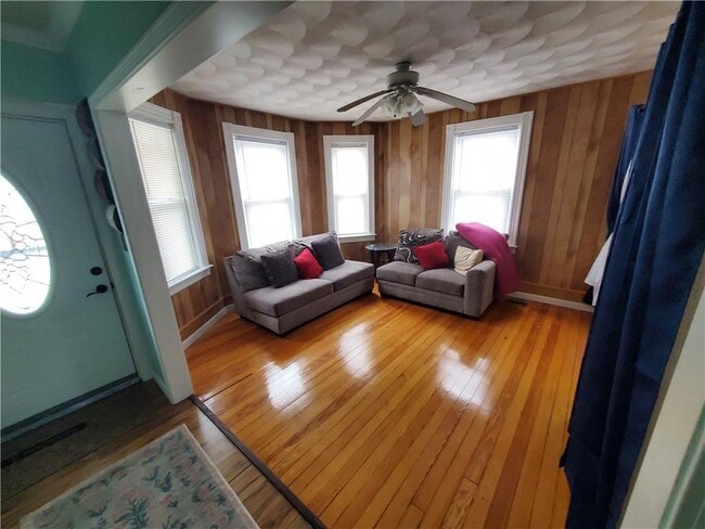 Building Photo - 75 Naples Ave