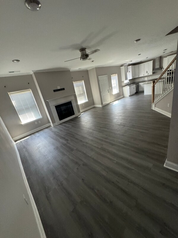 Building Photo - 634 Gardner Rd