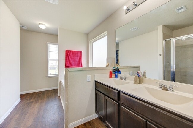 Building Photo - 17206 Quiet Song Ct