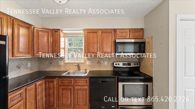 Building Photo - 7332 Oak Chase Rd