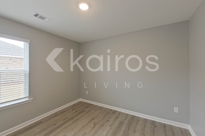 Building Photo - 128 Denise Dr