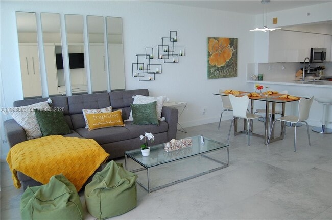 Building Photo - 2501 S Ocean Dr