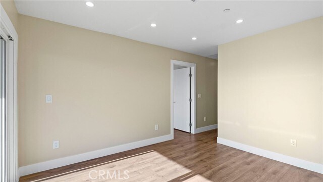 Building Photo - 420 S Hill St