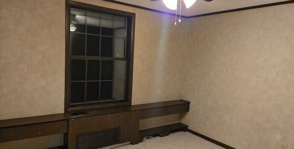 Bedroom 2 - 27035 Oakmead Dr