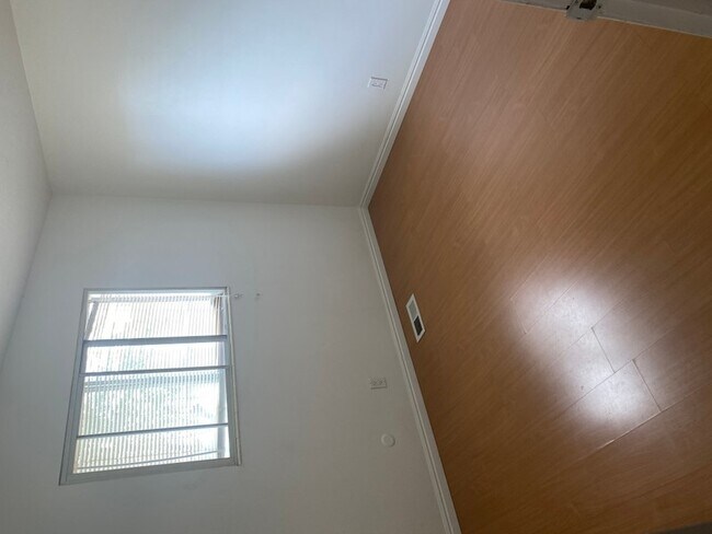 Building Photo - 2125 W 7560 S